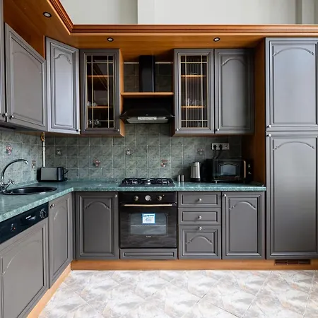 3 On Galytska Apartment *