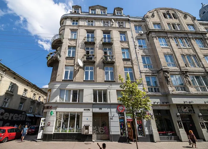 Apartamento 3 On Galytska Leópolis